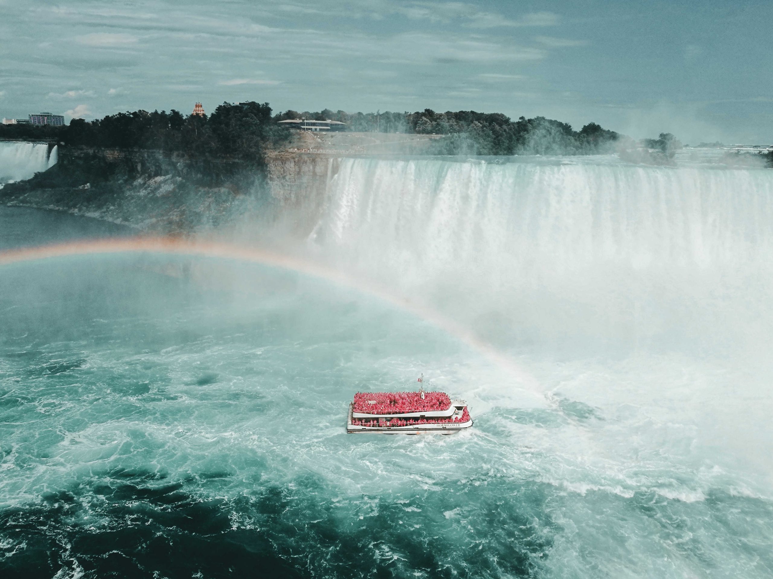 Hornblower Boat tour Niagara Falls