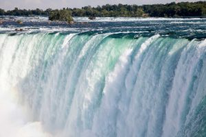 Can You Go Behind Niagara Falls? What’s that like?