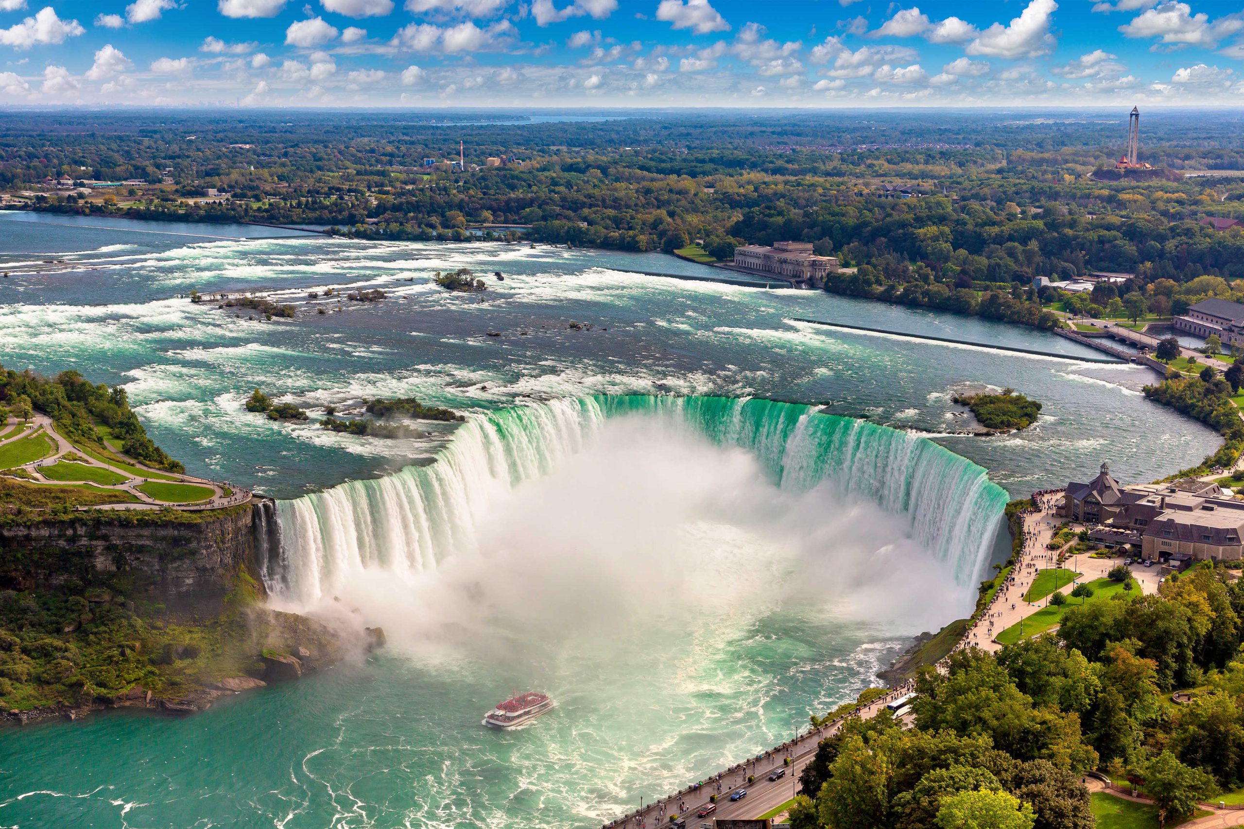 Can You Swim In Niagara Falls? (And Why You Shouldn’t)