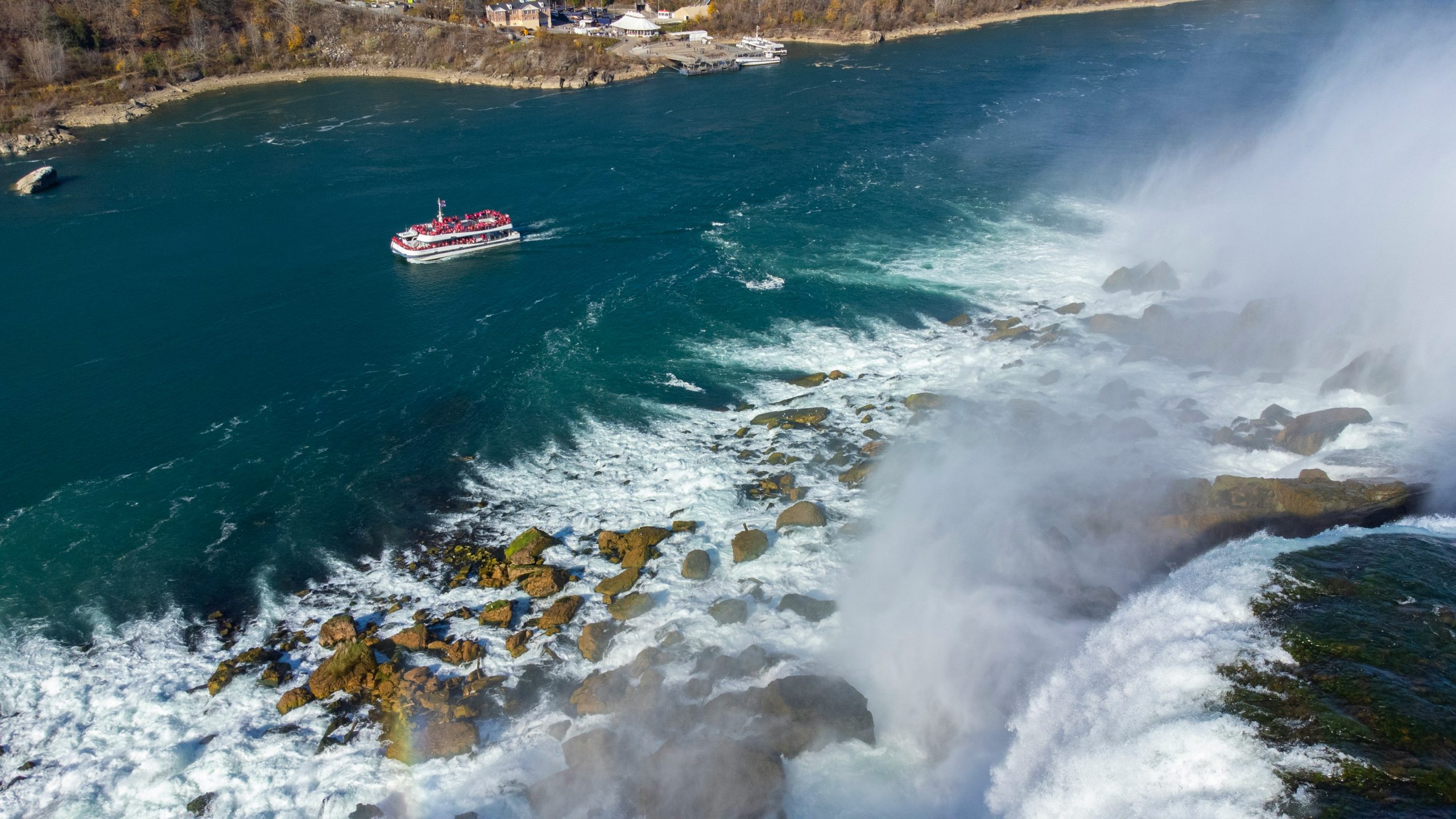 Luxurious Niagara Falls Day Trips From Toronto