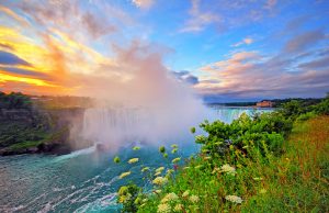 Is a Day Tour or Evening Tour Better for Niagara Falls? The Surprising Answer Most Travelers Miss.
