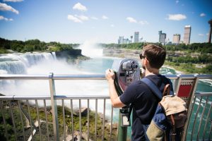 Why does choosing a guided tour unlock the best of Niagara Falls