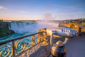 Why More Travelers Are Skipping DIY Niagara Falls Trips and Booking Custom Tours Instead